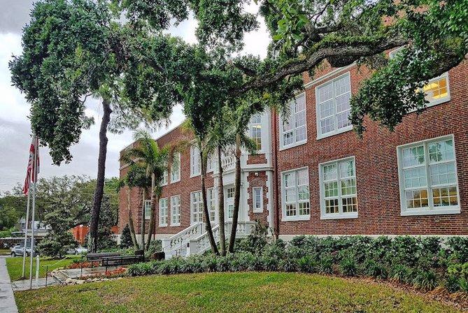 Tarpon Springs City Clerk