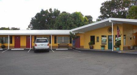 Tropicana Motel