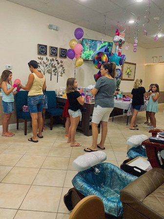 TL Nails & Spa