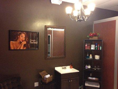 The Bronzing Palace Tanning Salon