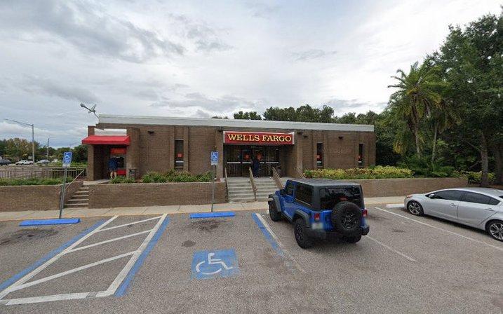 Wells Fargo Advisors