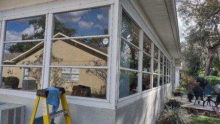 Custom Edge Window Cleaning