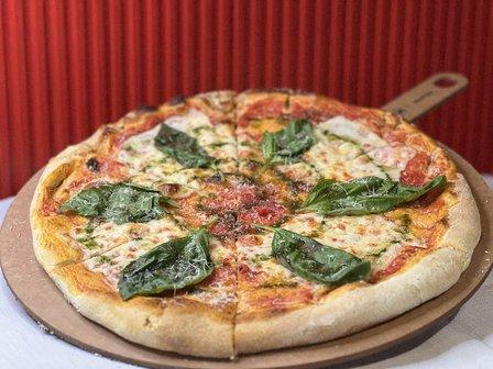 Giovanni's Pizzeria & Kitchen