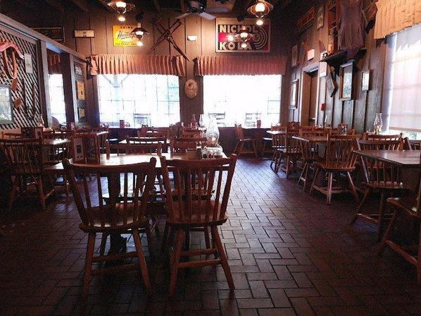 Cracker Barrel Old Country Store