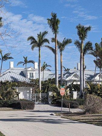Lido Shores Condominium Sales