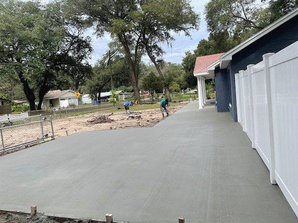 Florida universal concrete service L.L.C