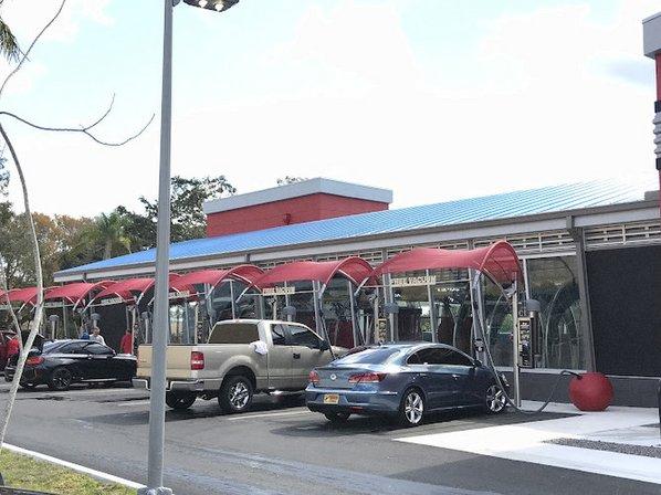 Tommy's Express® Car Wash