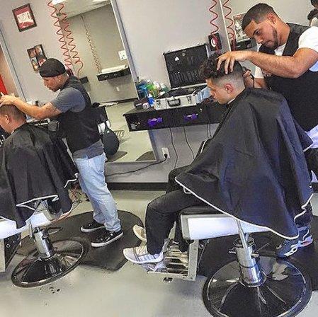 Headlines Barber Shop Sunlake