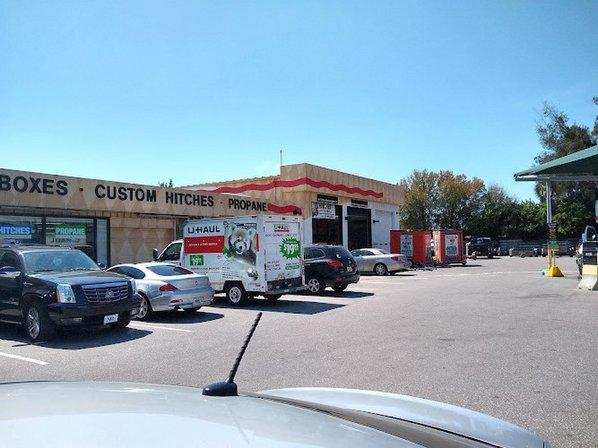U-Haul Moving & Storage of Bradenton
