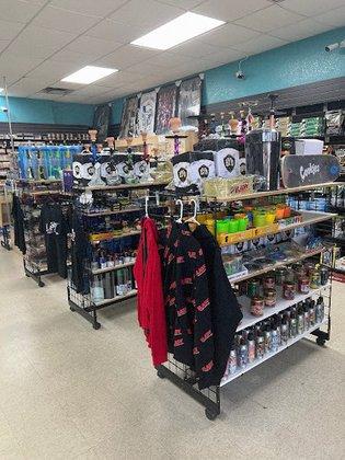 A & M Smoke Shop