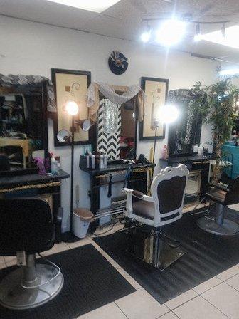 Moreland's Hair Cafe Salon & Spa