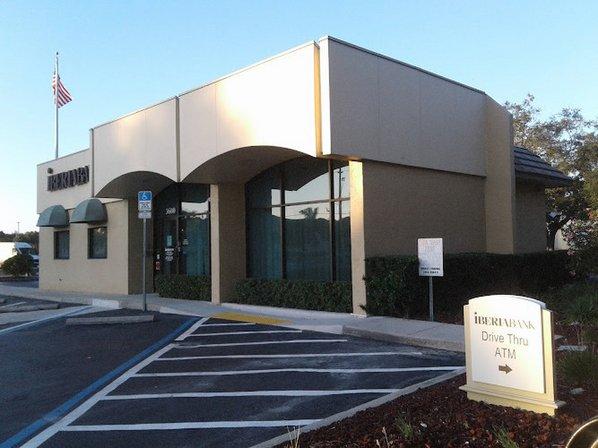 First Horizon Bank - Sarasota, FL - S Orange Ave