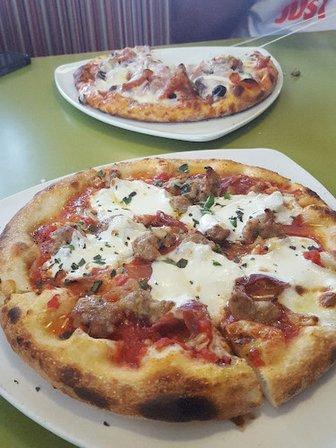 Flippers Pizza - Rolling Oaks