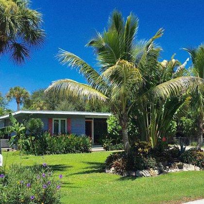 Siesta Bungalows
