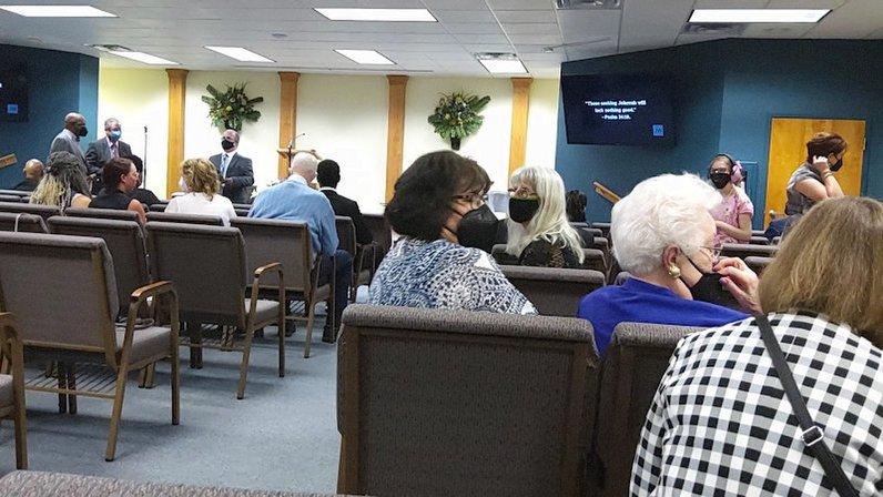 Kingdom Hall of Jehovah's Witnesses--Lakeland North English, Lakeland Northwest, Huntington Hills Spsh, & Lake Gibson Spsh