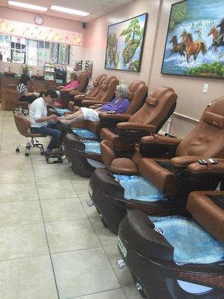 Honey Nails & Spa