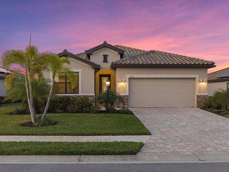 Sarasota Lifestyle Homes - Robbi and Monica