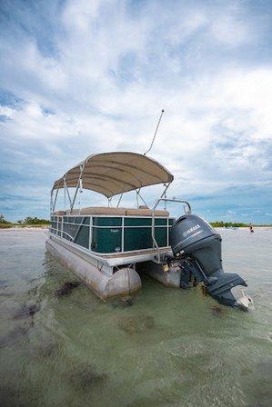 Marker 26 Boat Rentals