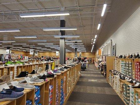 DSW Designer Shoe Warehouse