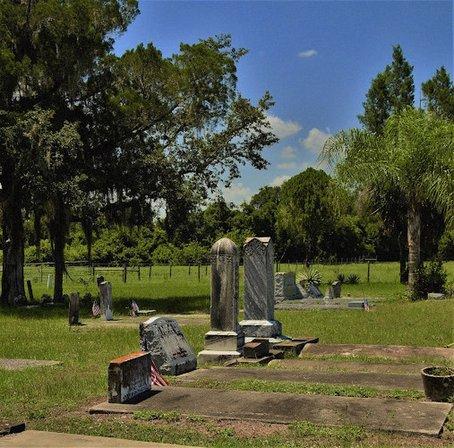 Fort Ogden Cemetery