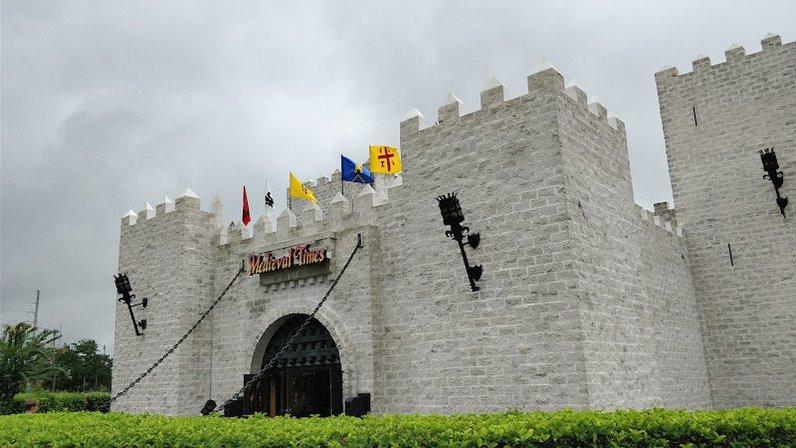 Medieval Times Dinner & Tournament