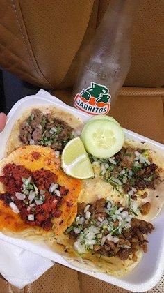 Taqueria La Raza