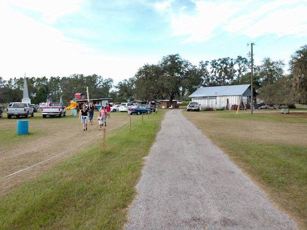 Harvest Holler Corn Maze and Pumpkin Patch
