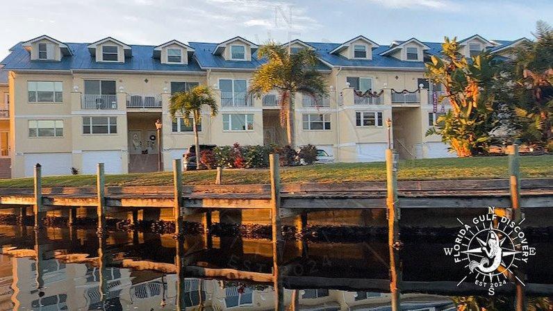 Harbour Village Condominiums