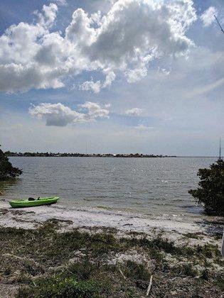 Sea Breeze Point