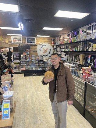 Cosmos Smoke Shop