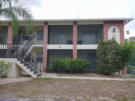 Palm Manor Condominiums