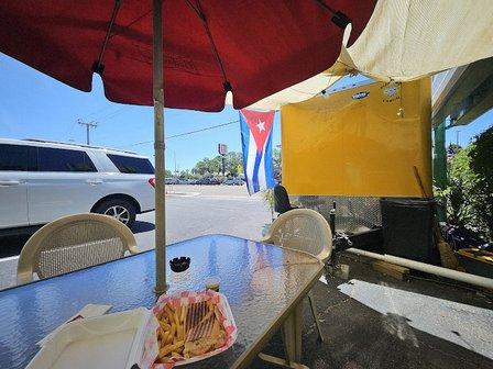 Reyna Food Truck