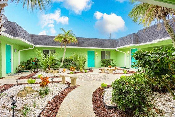 Mai Tai Suites Dunedin Florida