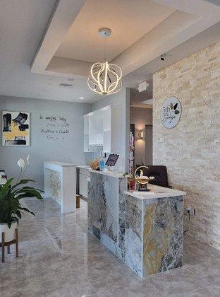5TH NAIL LOUNGE