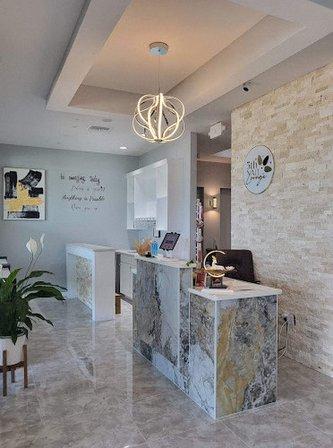 5TH NAIL LOUNGE