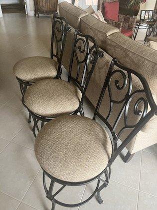 Aidan's Upholstery & Refinishing