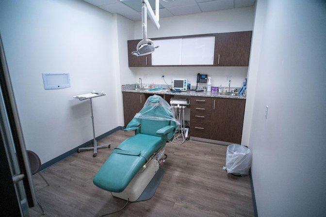 Tomeo, Tomeo & Rose Dental Implant & Oral Surgery Center