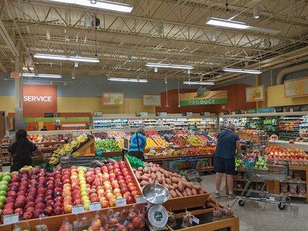 Publix Super Market at St. Charles Plaza