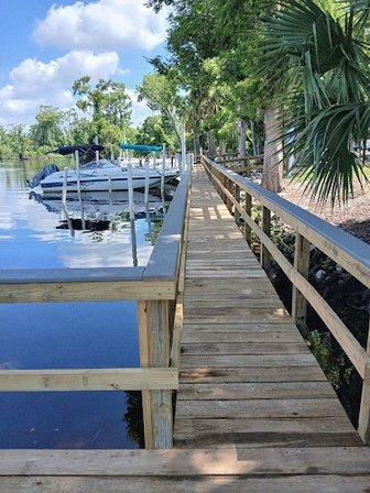 Lettuce Lake Travel Resort