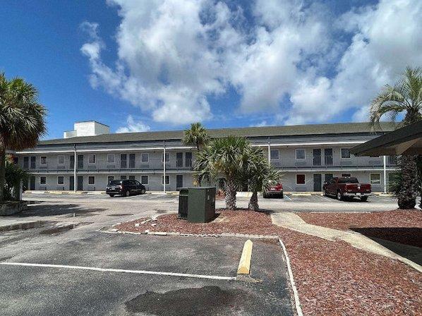 Motel 6 New Port Richey, FL