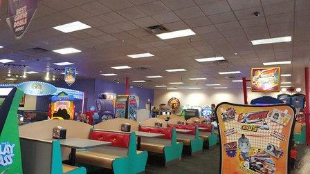 Chuck E. Cheese