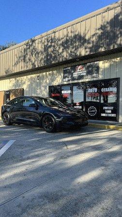 Luxside Motors