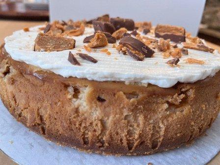 Queen's Cheesecakes & Yummies