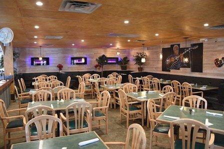 Englewoods On Dearborn Restaurant