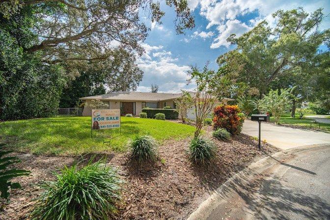 Jocelyn James Realtor