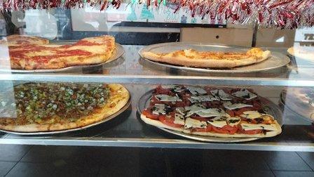 Vetture's Pizzeria and Restaurant