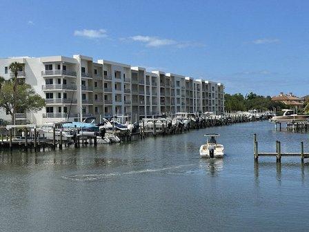 Sarasota Sunsets Condo Rental