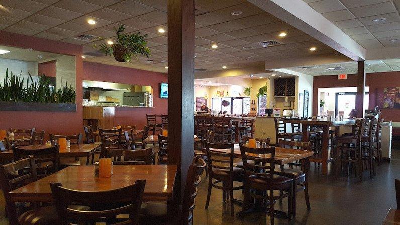 Demetrios Pizza & Grill