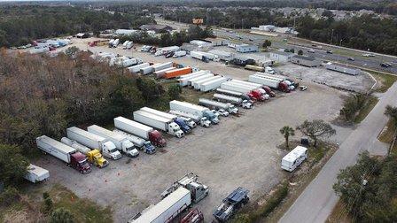 TRUX Parking