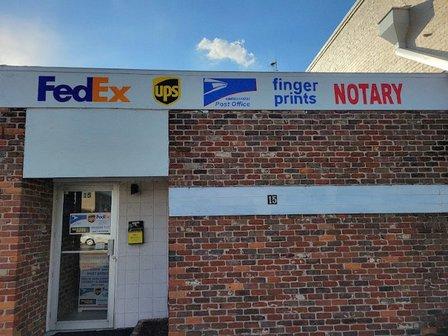 Toho FingerPrints and Shipping Center